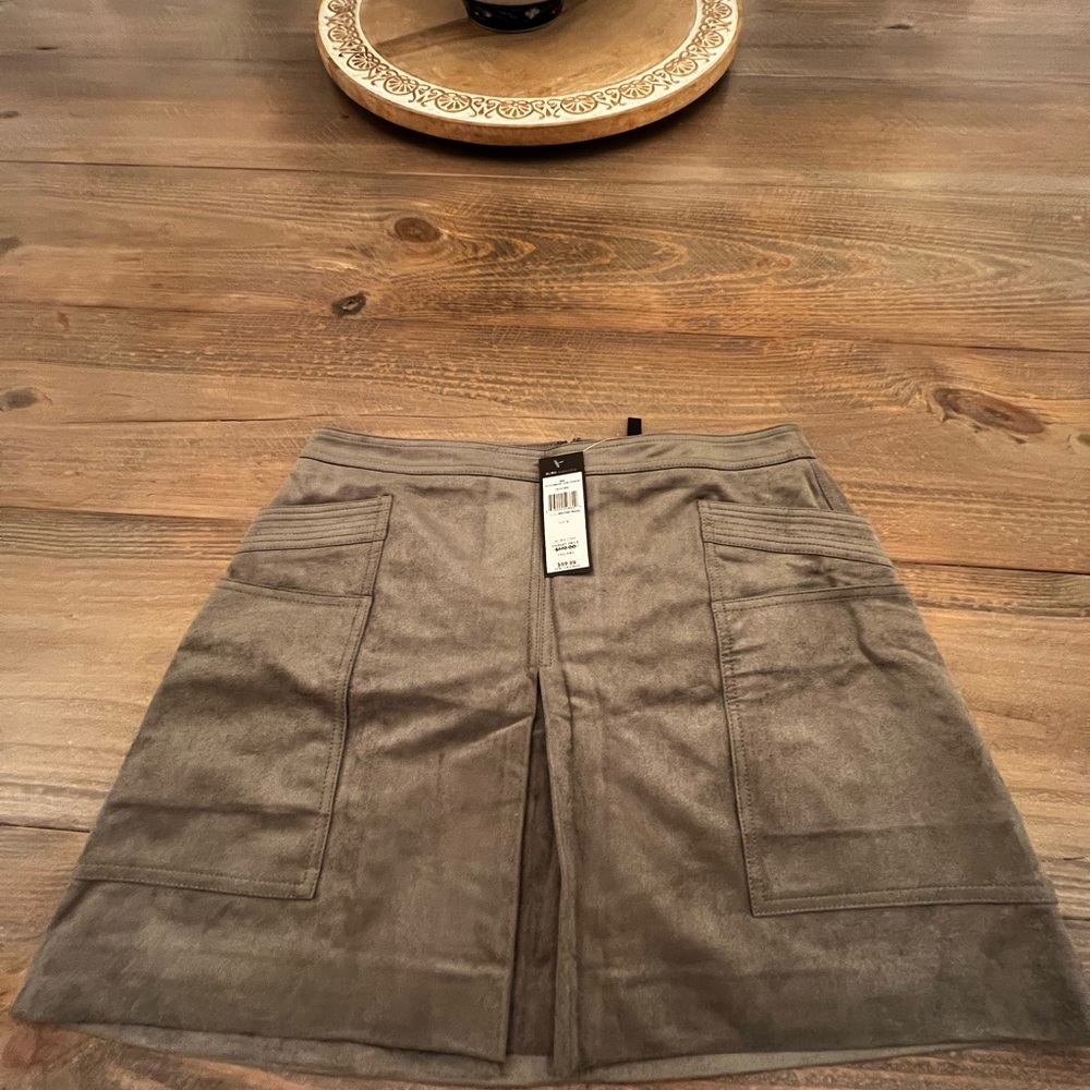 BCBGMaxAzria Gray Mini A-line Skirt with Cargo and Slit for Casual Work